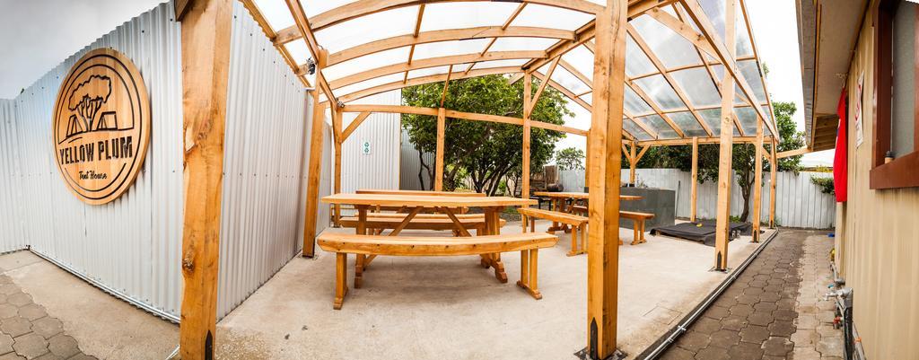 Hotel Camping Yellow Plum Puerto Natales Exterior foto